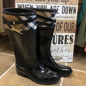 Burberry rain boots